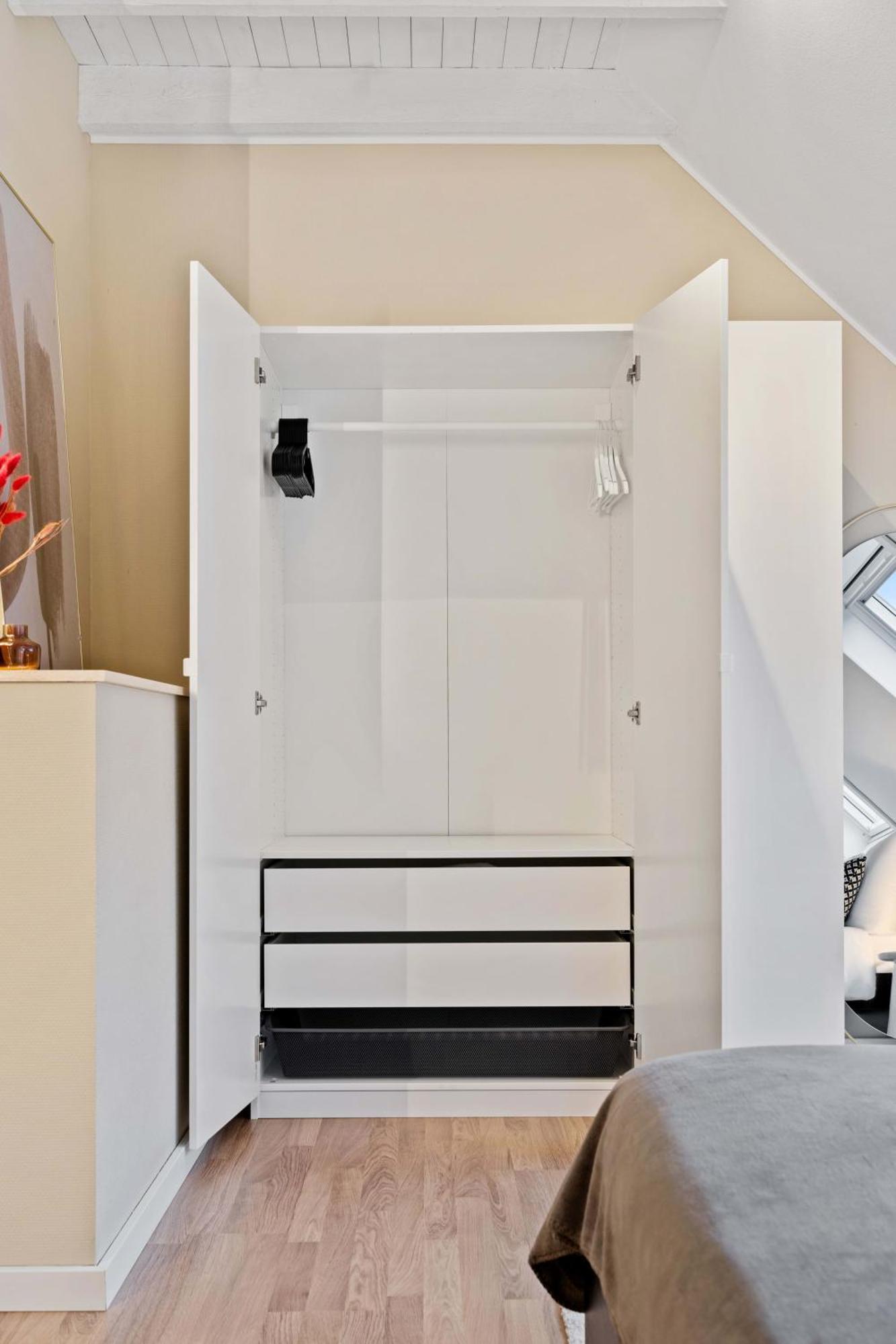 Chic 2br In With Free Parking Appartement *